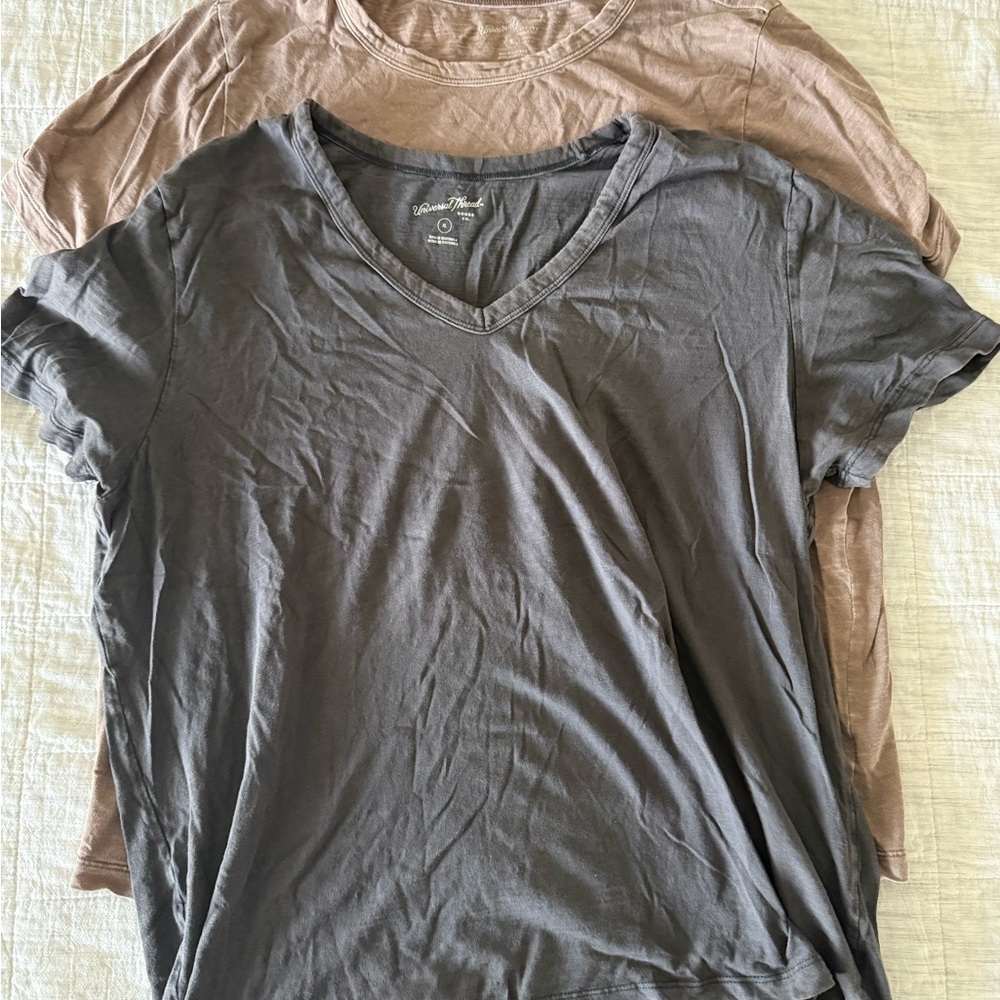 Universal Thread Women's V-Neck T-Shirts - Gray and Tan